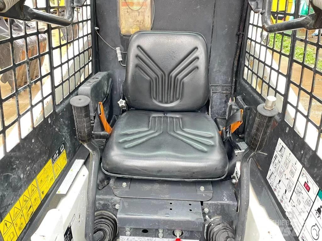 Bobcat S 70 Smykem řízené nakladače