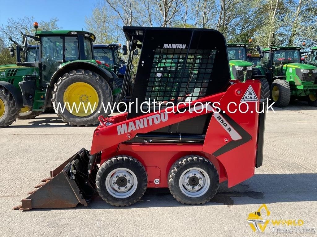 Manitou 850 R Smykem řízené nakladače