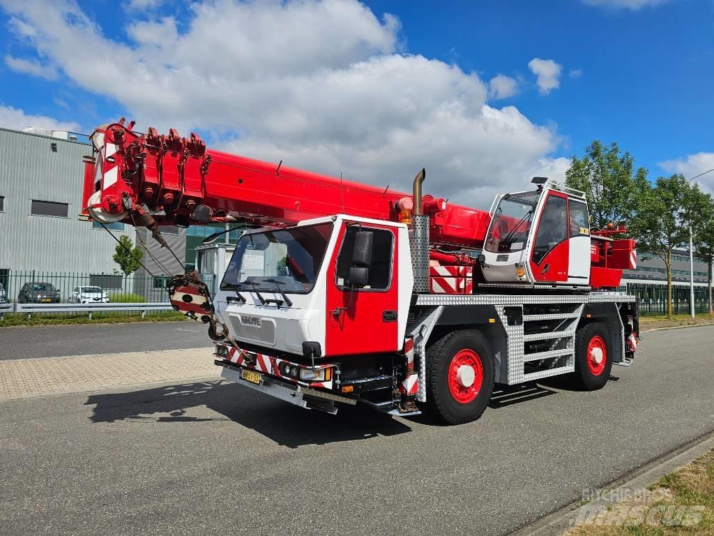 Grove GMK 2035 E Univerzální terénní jeřáby