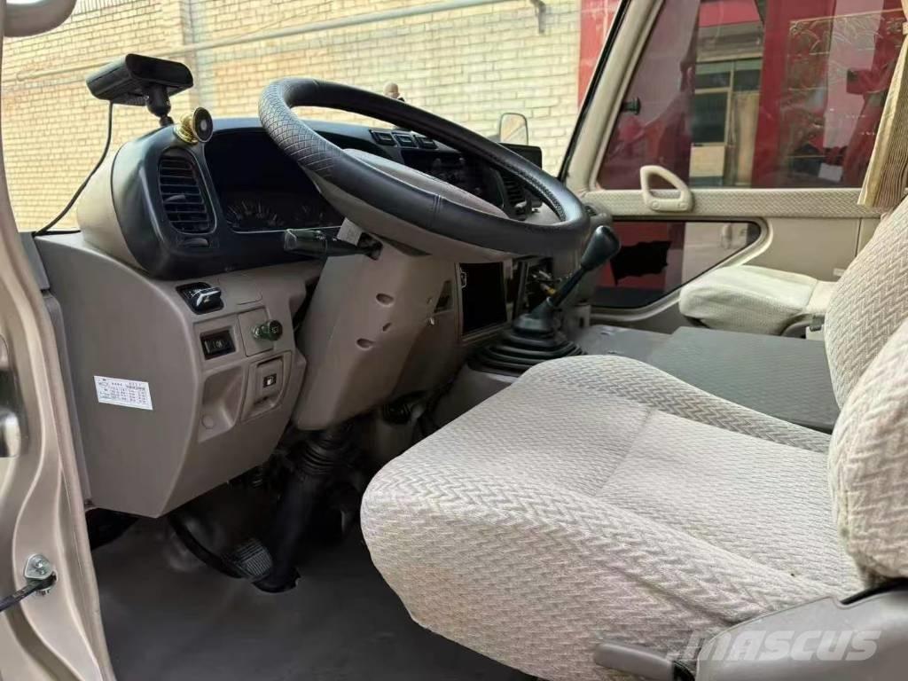 Toyota Coaster Bus Minibusy