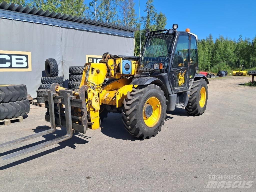JCB 535-95 Teleskopické manipulátory