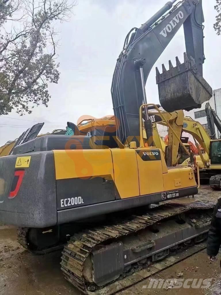 Volvo EC 200 Pásová rýpadla