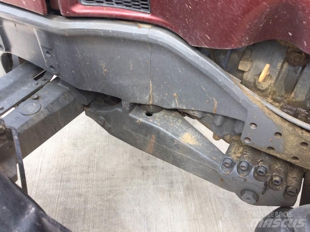 Valtra N123 Traktory