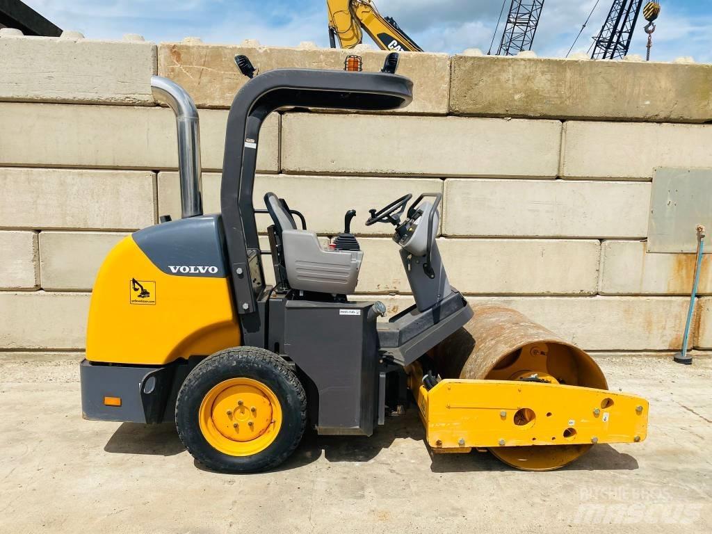 Volvo sd25 Tahačové válce