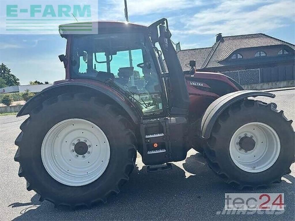 Valtra n 155 ed Traktory
