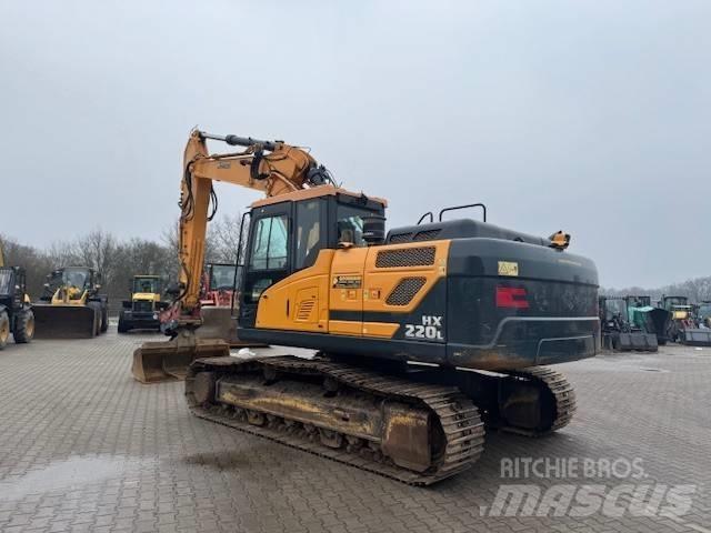Hyundai HX 220 L Pásová rýpadla