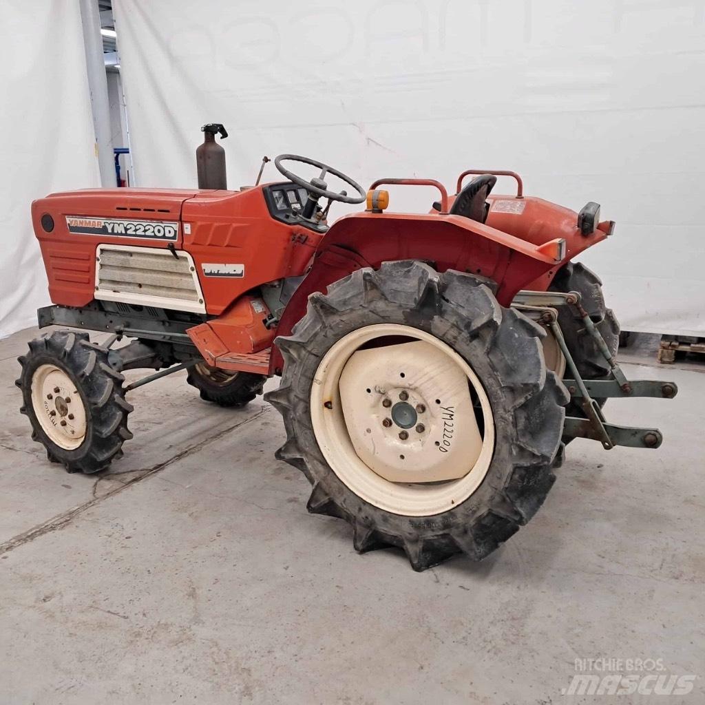 Yanmar YM 2220D Traktory