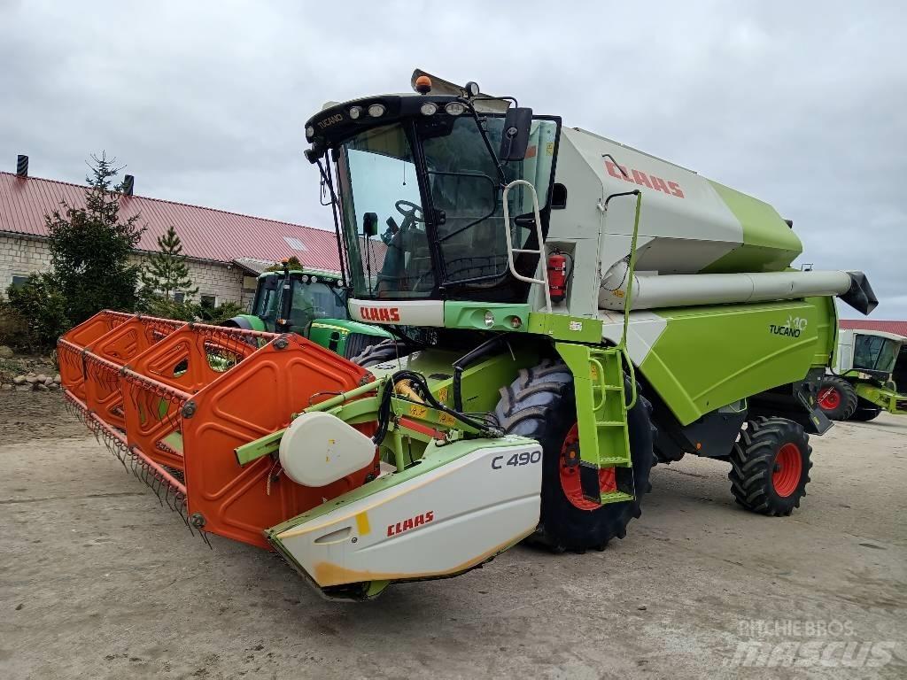 CLAAS Tucano 340 Sklízecí mlátičky