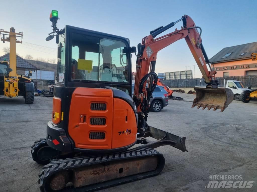 Hitachi Zaxis 33 Mini rýpadla < 7t
