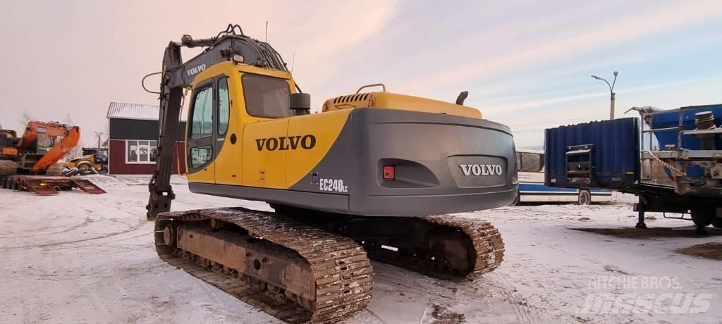 Volvo EC 240 C L Pásová rýpadla