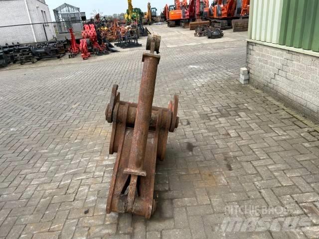  Betonbreker Gebruikt Bourací kladiva / Sbíječky