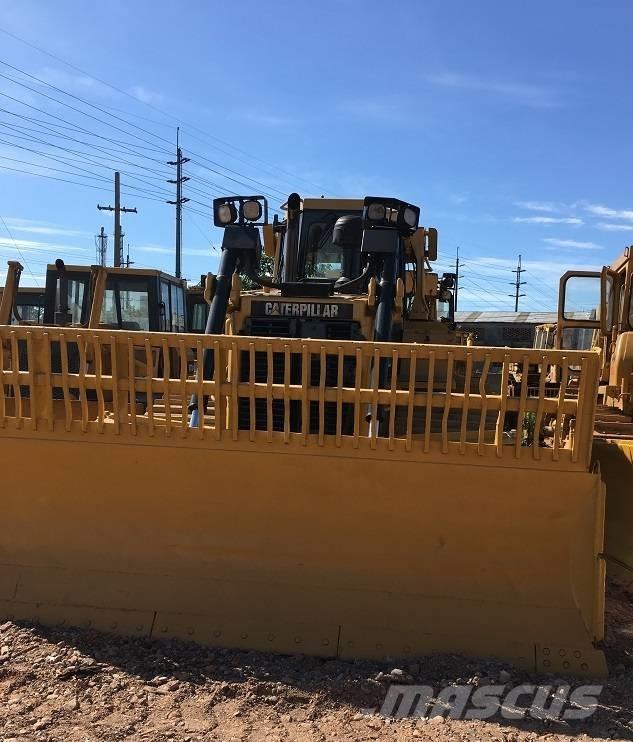 CAT D 6 R Pásové dozery