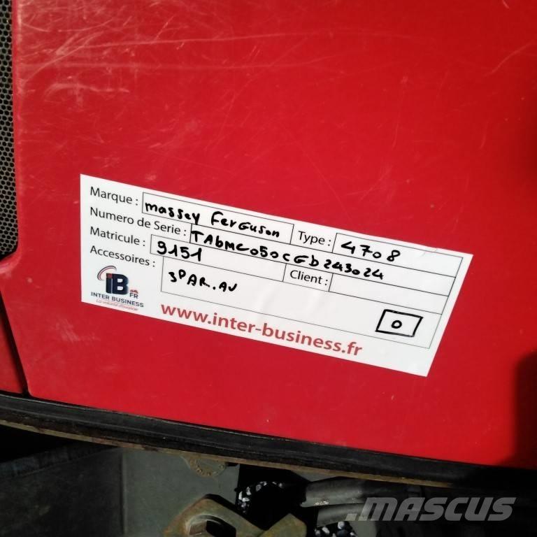 Massey Ferguson 4708 Traktory