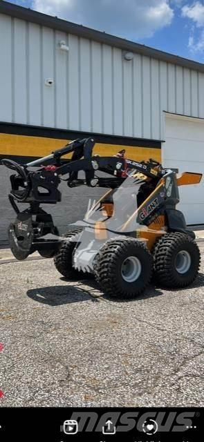 GiANT SK252D Smykem řízené nakladače