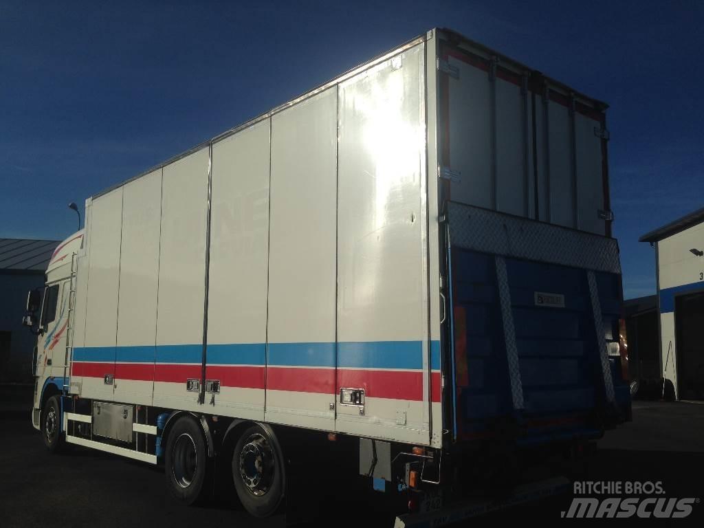 DAF XF105.510 6x2/48 Skříňová nástavba