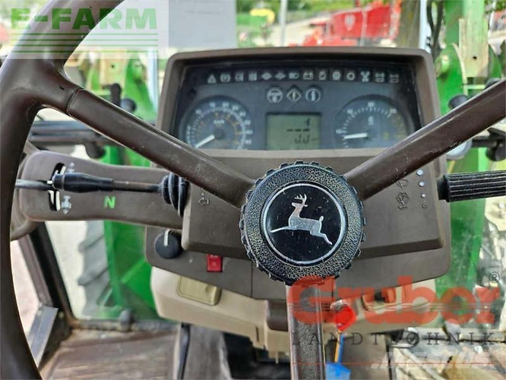 John Deere 6610 Traktory