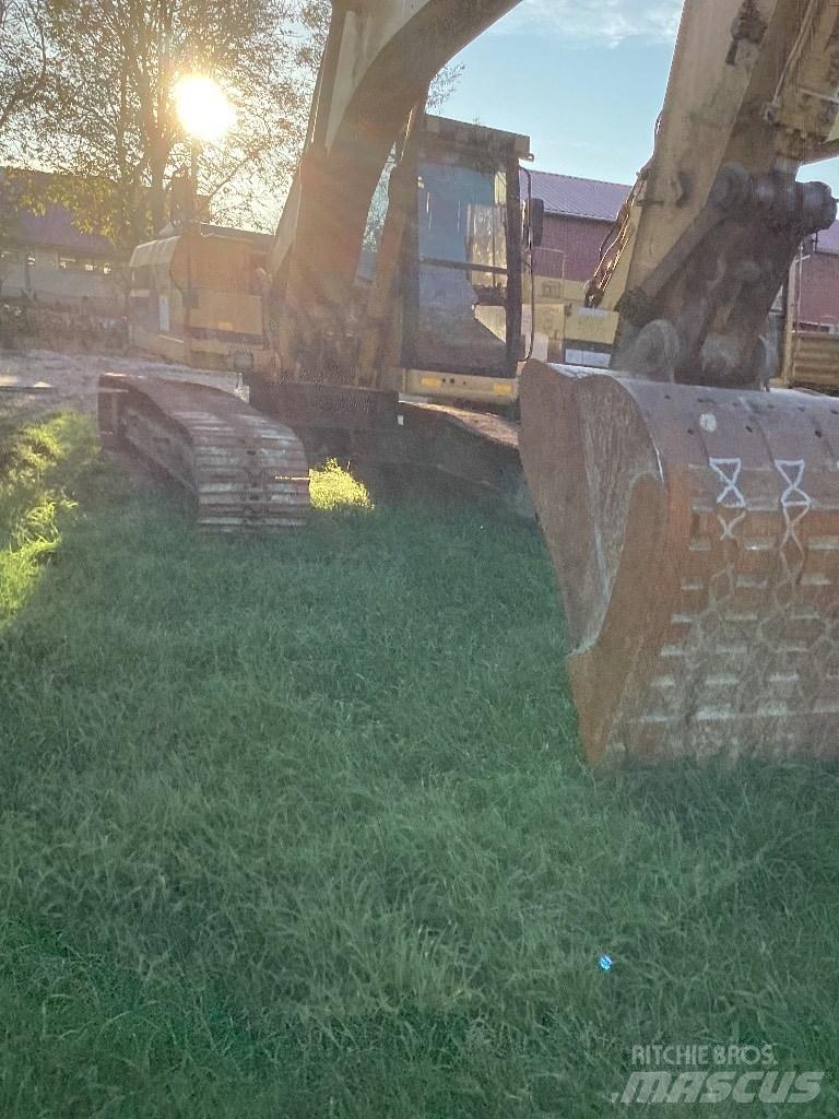 CAT 320 L Pásová rýpadla