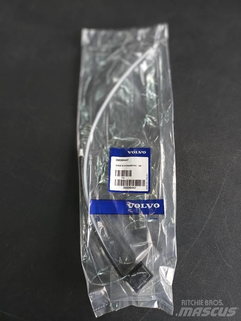 Volvo VALVE 20530447 Kabiny a interiér