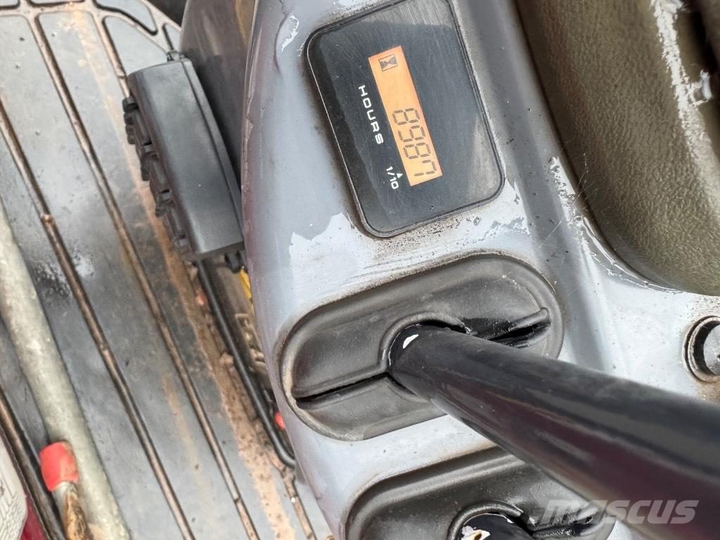 Yanmar SV08 (1E131) Mini rýpadla < 7t