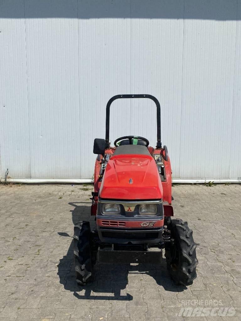 Mitsubishi MT170 Kompaktní traktory