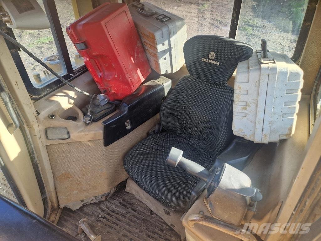 CAT D 6 R II Pásové dozery