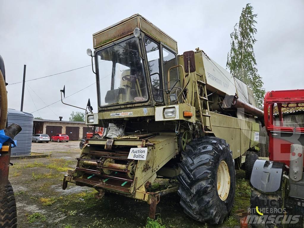 Fortschritt E 516 Sklízecí mlátičky