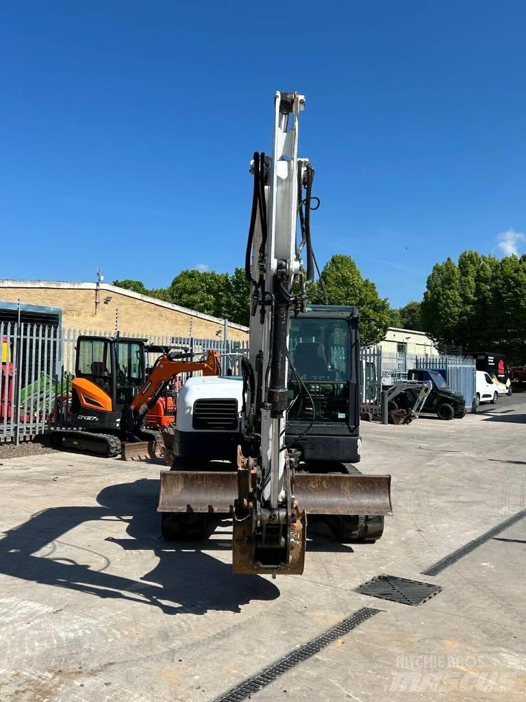 Bobcat E 80 Midi rýpadla 7t - 12t