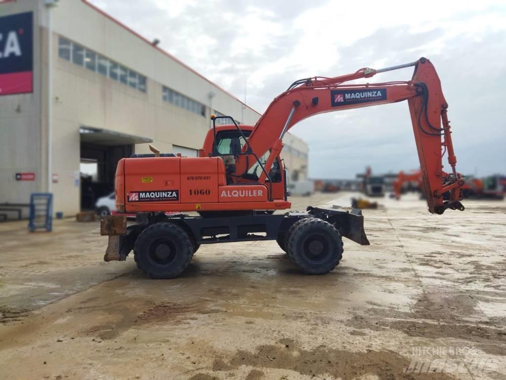 Doosan DX 140 W Kolová rýpadla