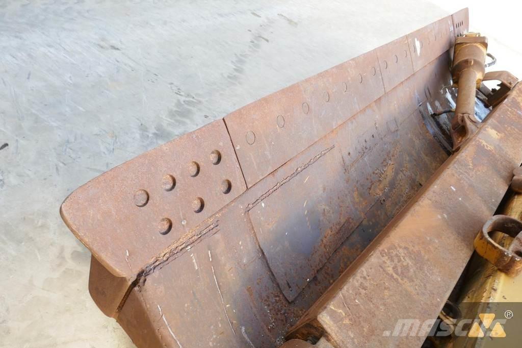 CAT D7G Blade Radlice