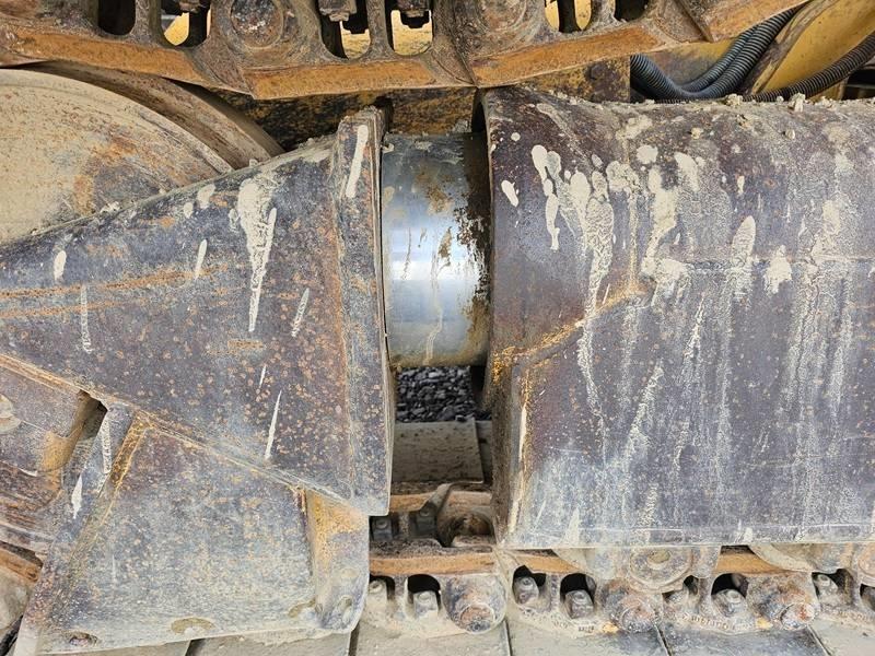 CAT D 4 H LGP Pásové dozery