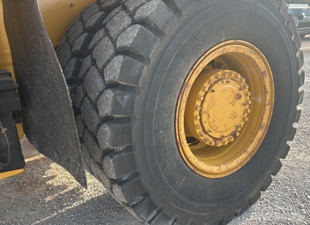 CAT 770 G Kloubové dempry