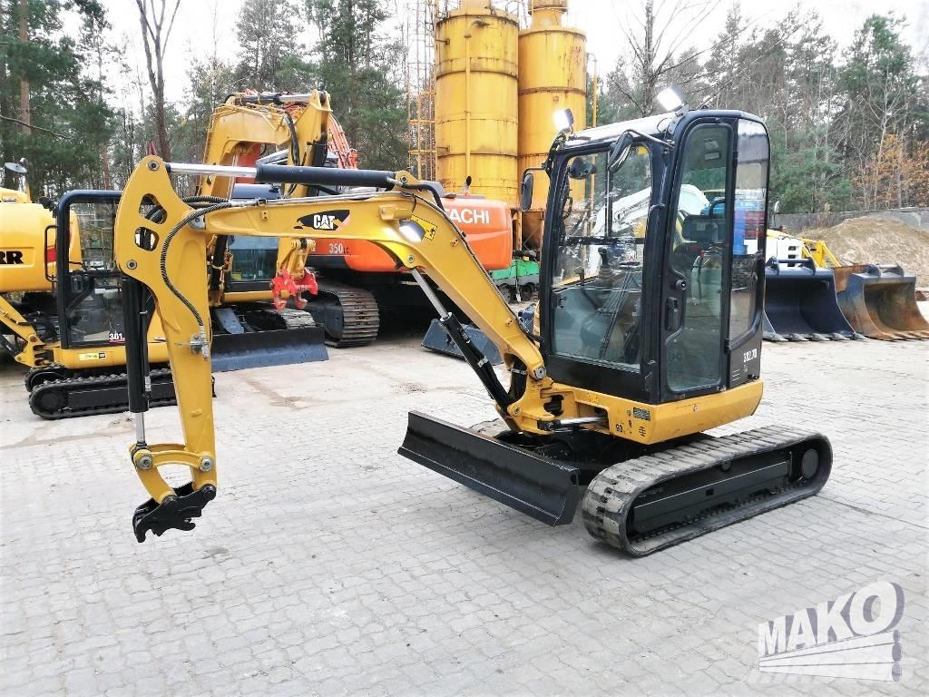 CAT 302.7 D CR Mini rýpadla < 7t