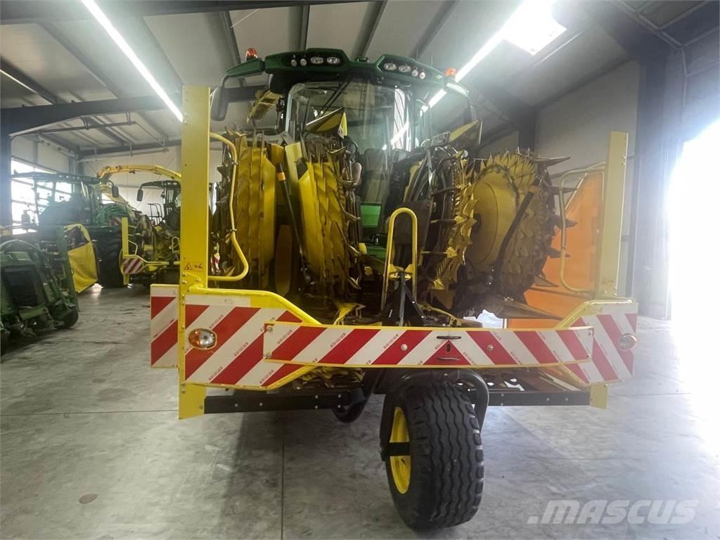 John Deere 9500 i Samojízdné sekačky