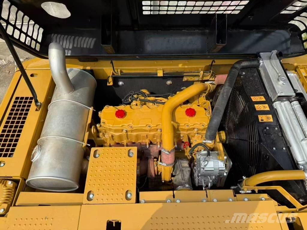 CAT 324 Pásová rýpadla