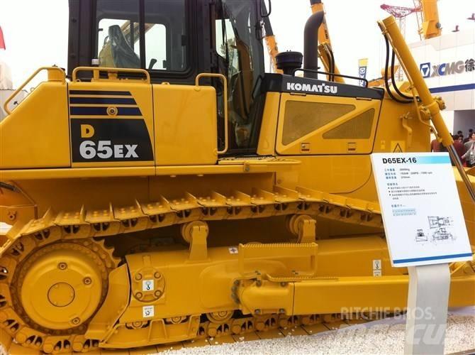 Komatsu D 65 EX-16 Pásové dozery