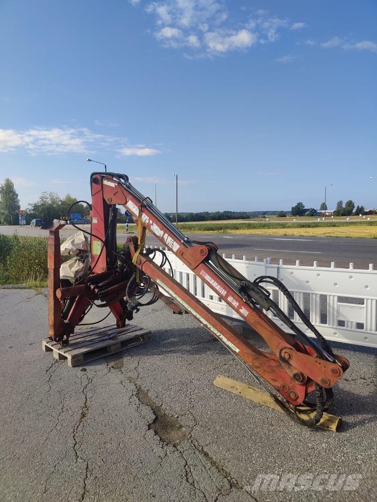 Hakki 36 H Jeřáby a nakladače
