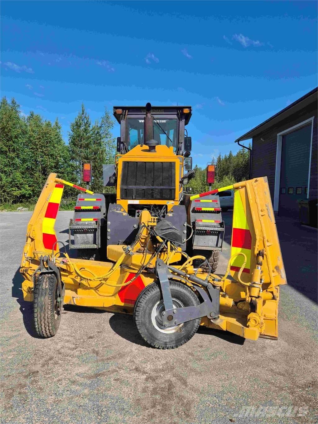 Veekmas RG 286 6WD Grejdry