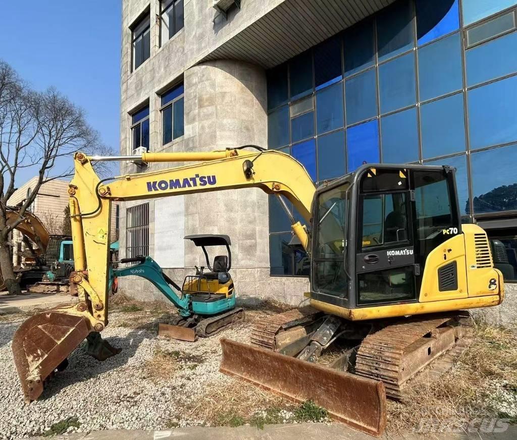 Komatsu PC70 Pásová rýpadla