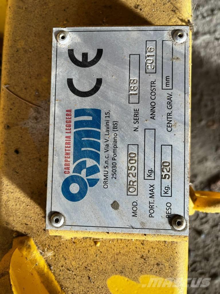  ORMU LAMA NEVE 2500 Sněžné pluhy, přední sněhové radlice