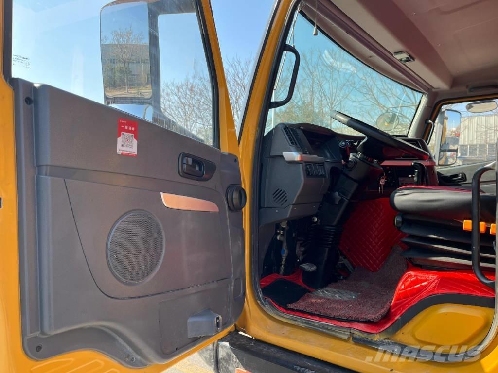 Sany STC800T6 Univerzální terénní jeřáby