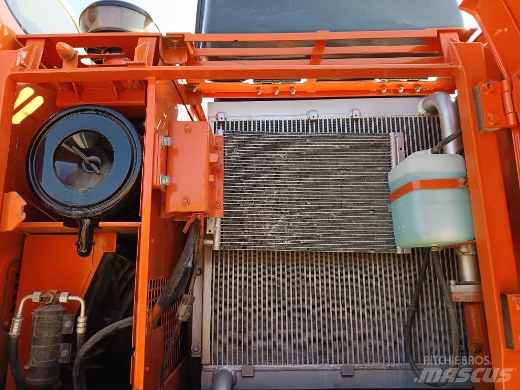 Doosan DH 150 W-7 Kolová rýpadla