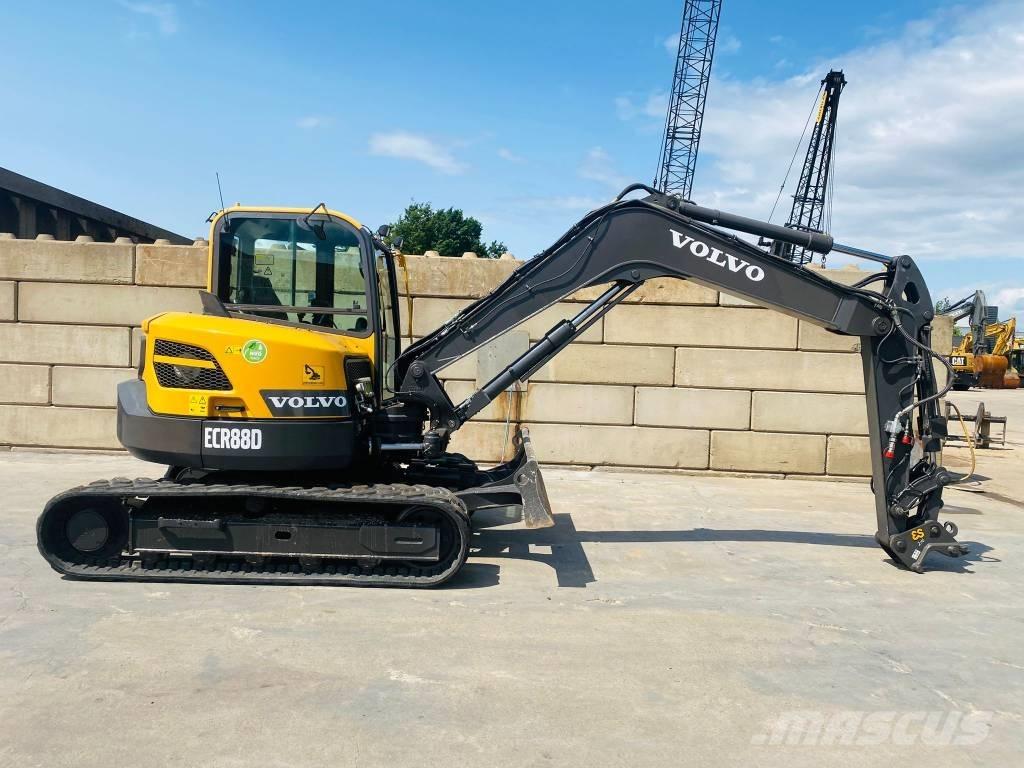 Volvo ECR 88 D Midi rýpadla 7t - 12t