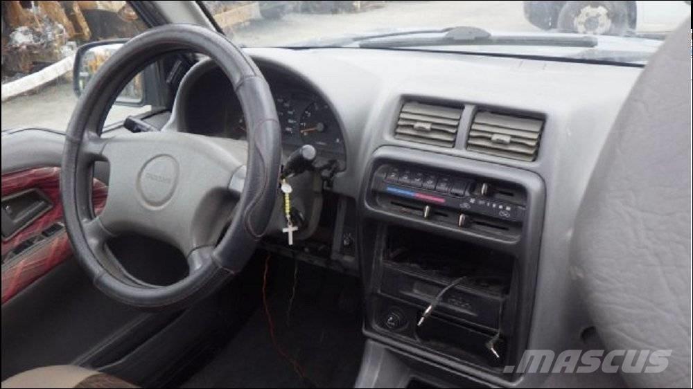 Suzuki Vitara 1 Osobní vozy
