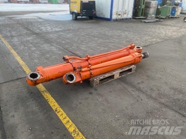 Fiat-Hitachi FH 450 Hydraulika