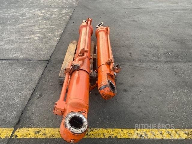 Fiat-Hitachi FH 450 Hydraulika