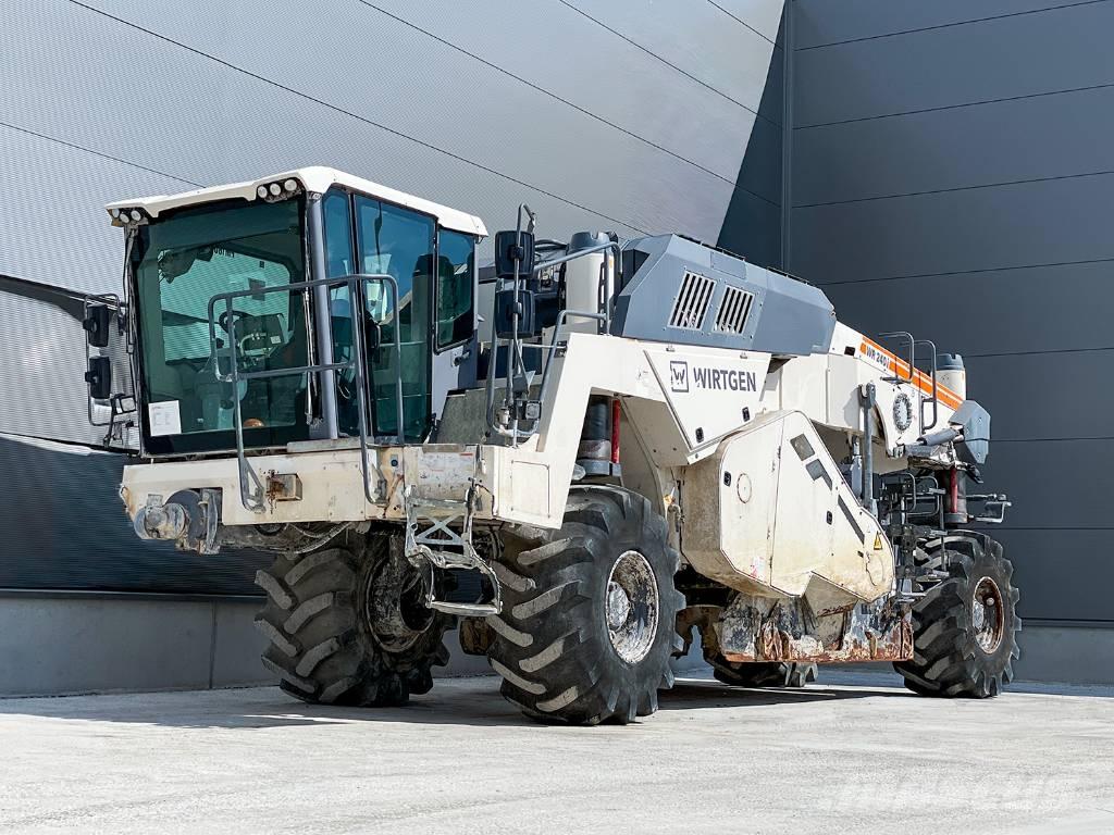 Wirtgen WR 240I Recyklátory asfaltu