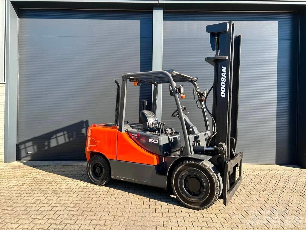 Doosan D50C-5 Dieselové vozíky