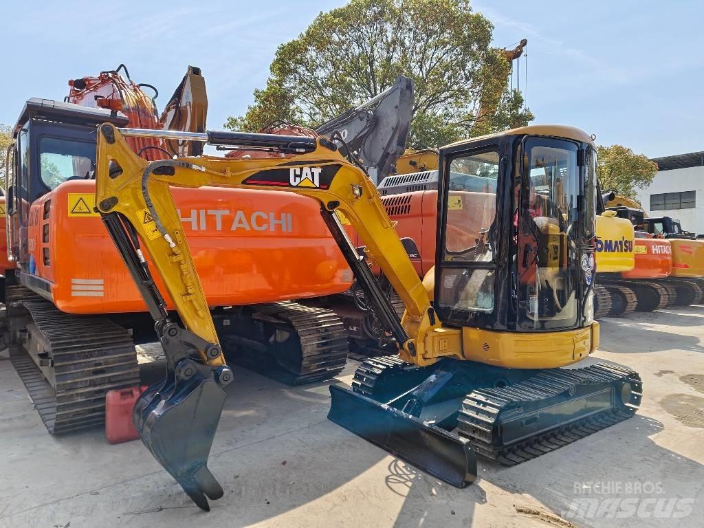 CAT 304CR Mini rýpadla < 7t