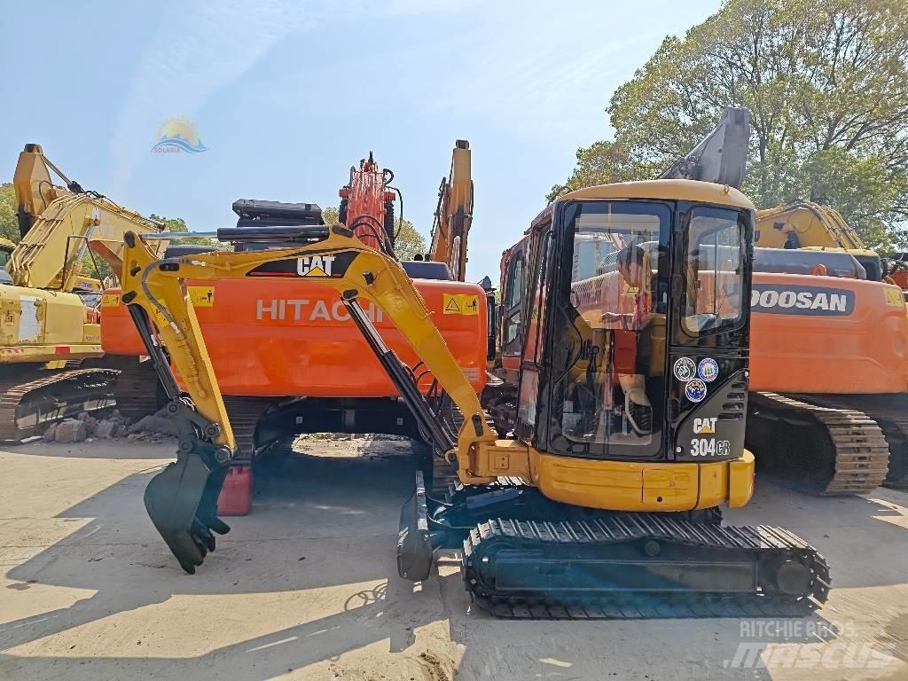 CAT 304CR Mini rýpadla < 7t