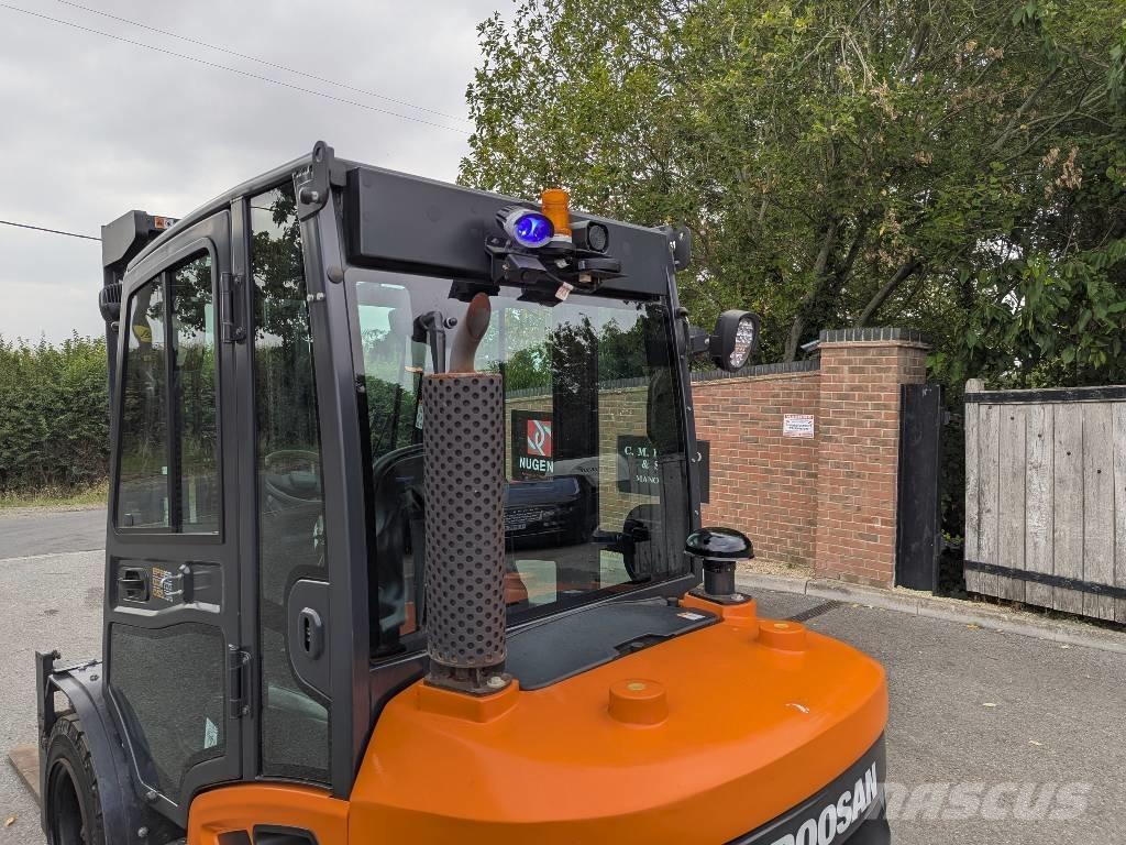 Doosan D 35 C-9 Dieselové vozíky